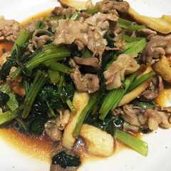 ヨシダソースで簡単＊小松菜と豚肉の炒め物-レシピのメイン写真