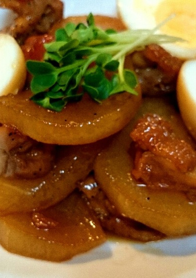 下ゆでなし!簡単こってり大根と鶏の親子煮-レシピのメイン写真
