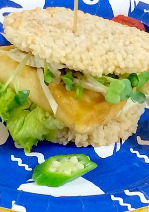 朝ごはんにぴったり豆腐のライスバーガー-レシピのメイン写真