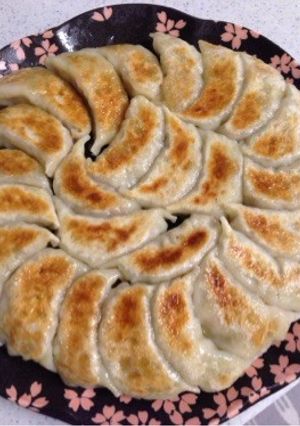 キャベツたっぷり玉ねぎ入り餃子-レシピのメイン写真