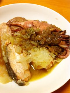 鮭とイカのオリーブオイル煮-レシピのメイン写真