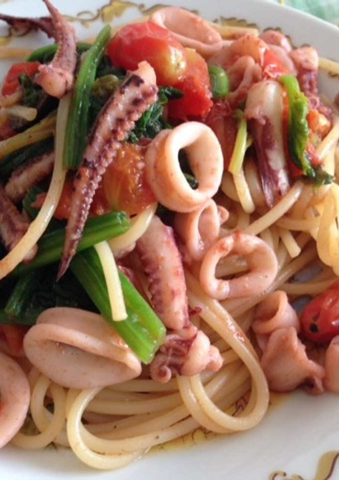 イカとトマトほうれん草のぱぱっとパスタ-レシピのメイン写真