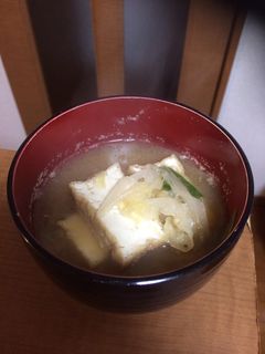 味噌汁(厚揚げ キャベツ)-レシピのメイン写真