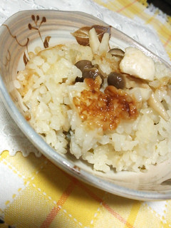 セロリ葉炊き込みご飯。爽やかササミ入り-レシピのメイン写真