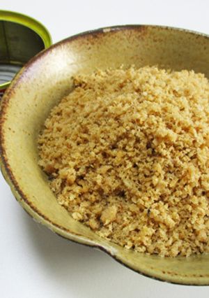 鮭の水煮缶丸ごと！簡単手作りそぼろ-レシピのメイン写真
