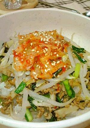 エリンギとひき肉でビビンパ気分な丼-レシピのメイン写真
