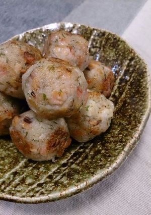 シャキシャキ蓮根の海老だんご-レシピのメイン写真