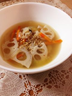 シャキシャキ♡レンコンの中華風スープ-レシピのメイン写真