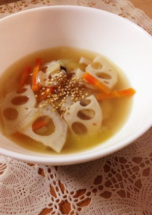 シャキシャキ♡レンコンの中華風スープ-レシピのメイン写真