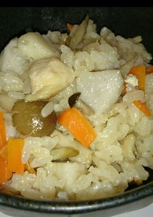 もちもちふわふわ炊き込みご飯-レシピのメイン写真