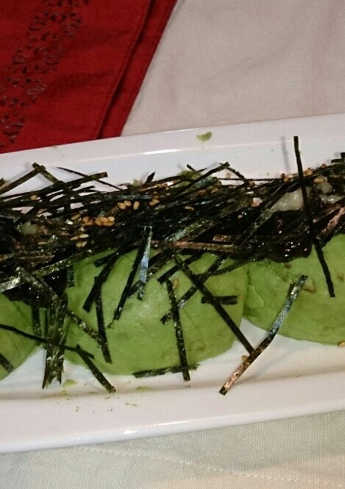 つくだ煮を乗せるだけ！海苔のりアボカド-レシピのメイン写真