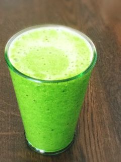 ほうれん草と蜜柑 生姜グリーンスムージー-レシピのメイン写真