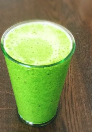 ほうれん草と蜜柑 生姜グリーンスムージー-レシピのメイン写真
