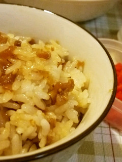 醤油漬けニンニクと鶏肉の混ぜご飯-レシピのメイン写真