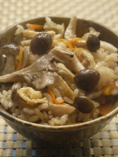 レンジで♪1合分のキノコの炊き込みご飯♡-レシピのメイン写真