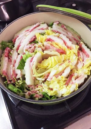 簡単レシピ ＊白菜と豚肉ミルフィーユ鍋＊-レシピのメイン写真
