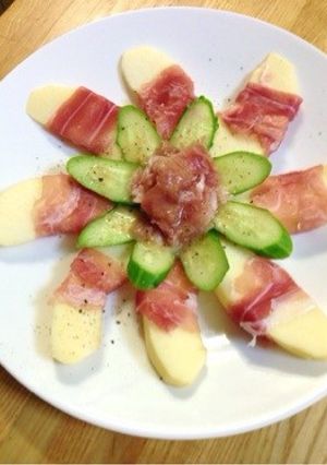 簡単きゅうりトッピングの林檎の生ハム巻き-レシピのメイン写真