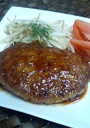 シャキシャキもやしの生姜焼きハンバーグ-レシピのメイン写真