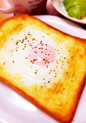 まん丸目玉焼き風マヨネーズトースト-レシピのメイン写真