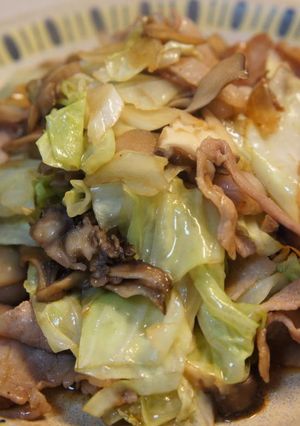 キャベツ・舞茸・豚バラ肉のオイスター炒め-レシピのメイン写真