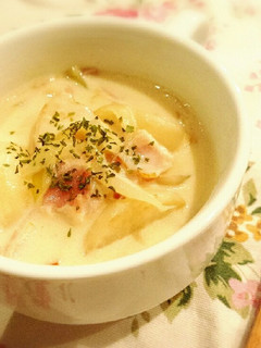 味噌inかぶベーコン玉ねぎのミルクスープ-レシピのメイン写真
