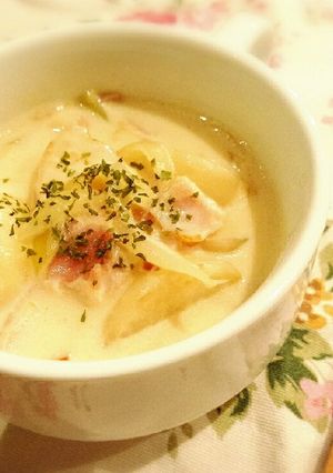 味噌inかぶベーコン玉ねぎのミルクスープ-レシピのメイン写真
