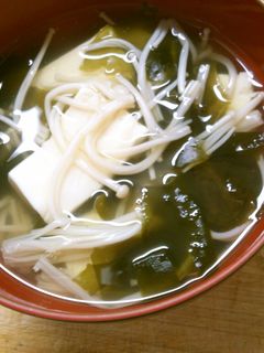 朝食に! 早い 豆腐 ワカメの お吸い物-レシピのメイン写真