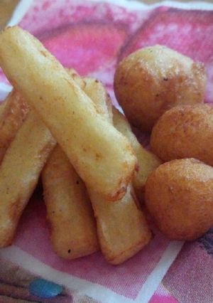 もちもちサクッ？やみつきフライドポテト-レシピのメイン写真