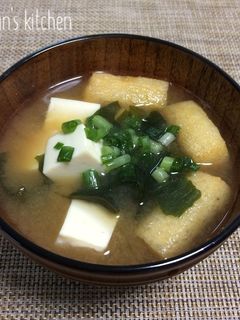 【 豆腐とわかめの味噌汁♪ 】-レシピのメイン写真
