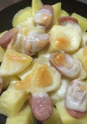 ウィンナーとじゃが芋のチーズ焼き-レシピのメイン写真