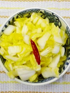 白菜2枚 簡単! 白菜のゆず浅漬け-レシピのメイン写真