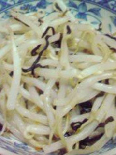 レンジで3分!塩昆布もやし(もや塩昆布)-レシピのメイン写真