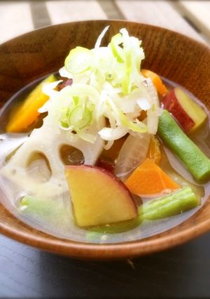秋がいっぱい!根菜味噌汁-レシピのメイン写真