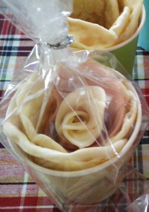 簡単。紙コップにパンの花。-レシピのメイン写真