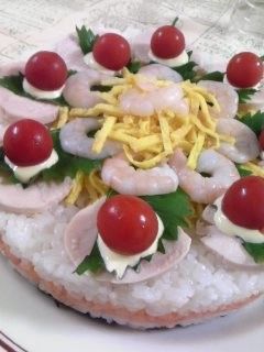 パーティーに最適!☆ケーキ型押し寿司-レシピのメイン写真