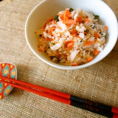 しゃけごはん Amazon | リケン かやくご飯の素 混ぜ込み用 鮭ごはん 150g