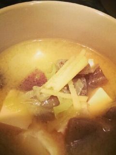 長ネギと蒟蒻の香ばし味噌汁-レシピのメイン写真