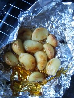 魚焼きグリルでにんにくのホイル焼き-レシピのメイン写真