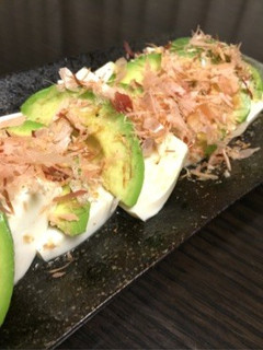 豆腐とアボガドの山葵醤油がけ-レシピのメイン写真