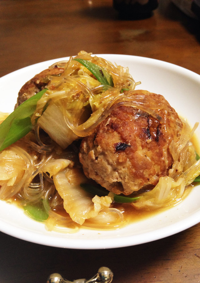 肉団子と白菜の中華風煮込み春雨も入れて-レシピのメイン写真