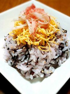 加賀野菜*金時草で*ちらし寿司-レシピのメイン写真