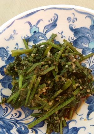 人参の葉と軸の胡麻和え-レシピのメイン写真