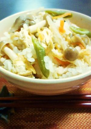 松茸お吸い物で具だくさん茸ご飯-レシピのメイン写真