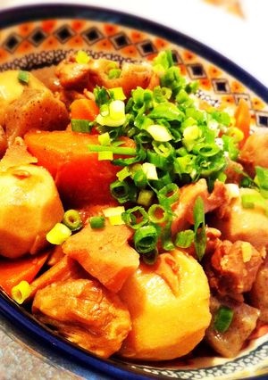 鶏肉と根菜のにんにく味噌煮込み-レシピのメイン写真