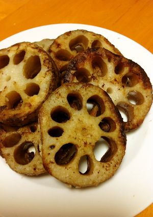 厚切り蓮根のカリッともっちり食感ステーキ-レシピのメイン写真