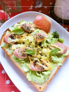 塩キャベ×魚ニソのバジルカレートースト-レシピのメイン写真