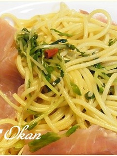 豆苗と生ハムパスタ-レシピのメイン写真
