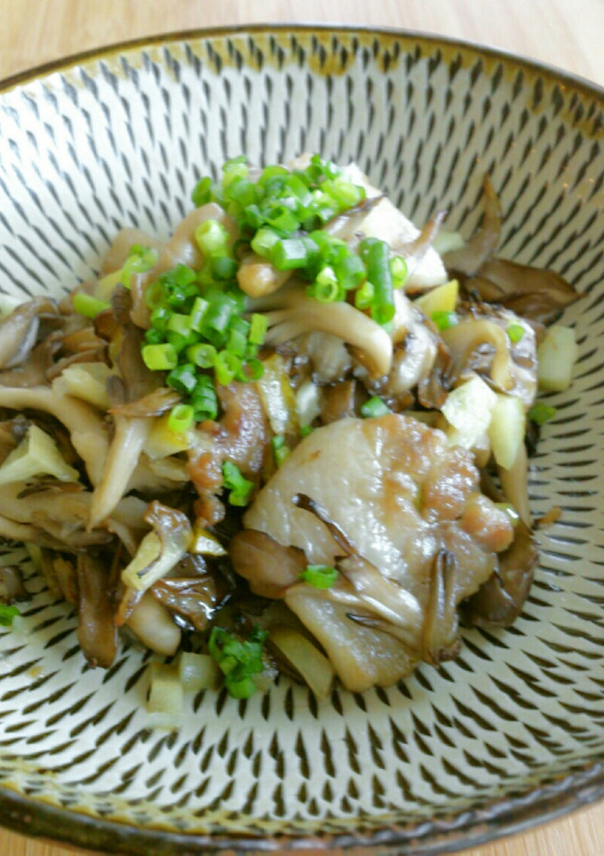 ササッと簡単♪豚バラと舞茸の塩レモン炒め-レシピのメイン写真