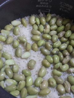 秋の味覚 丹波 黒豆 枝豆 で豆ごはん♪-レシピのメイン写真