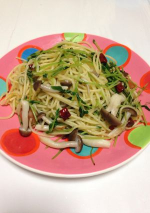 簡単豆苗和風パスタ-レシピのメイン写真